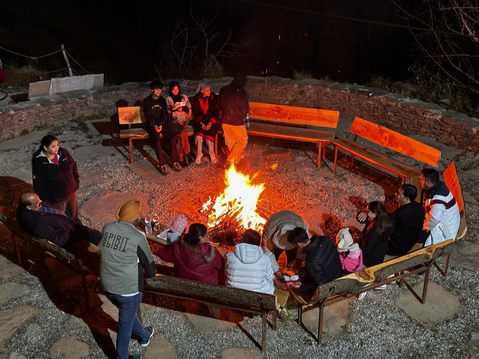 Daak Bangla Retreat Ξενοδοχείο Kufri Εξωτερικό φωτογραφία